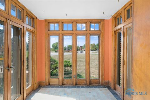 Tiny photo for 2950 Broadway Street, Toledo, OH 43614 (MLS # 6137005)