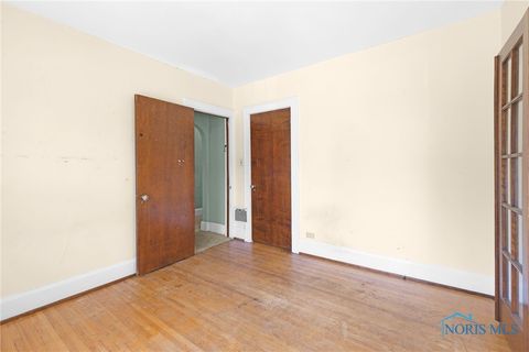 Tiny photo for 2950 Broadway Street, Toledo, OH 43614 (MLS # 6137005)
