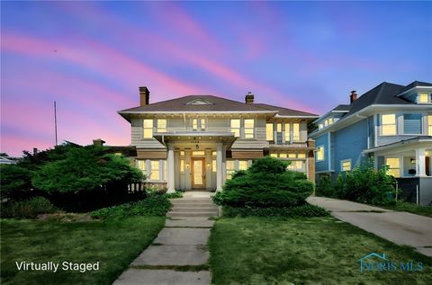 Tiny photo for 2950 Broadway Street, Toledo, OH 43614 (MLS # 6137005)