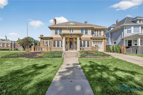 Photo of 2950 Broadway Street, Toledo, OH 43614 (MLS # 6137005)
