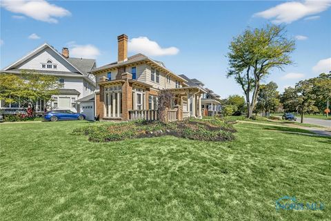Tiny photo for 2950 Broadway Street, Toledo, OH 43614 (MLS # 6137005)