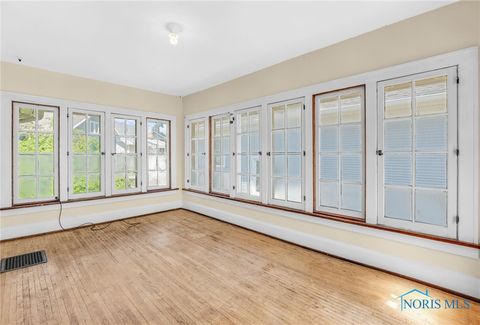 Tiny photo for 2950 Broadway Street, Toledo, OH 43614 (MLS # 6137005)