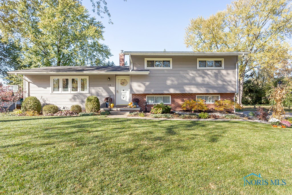 116 Cranden Drive, Perrysburg, Ohio image 2