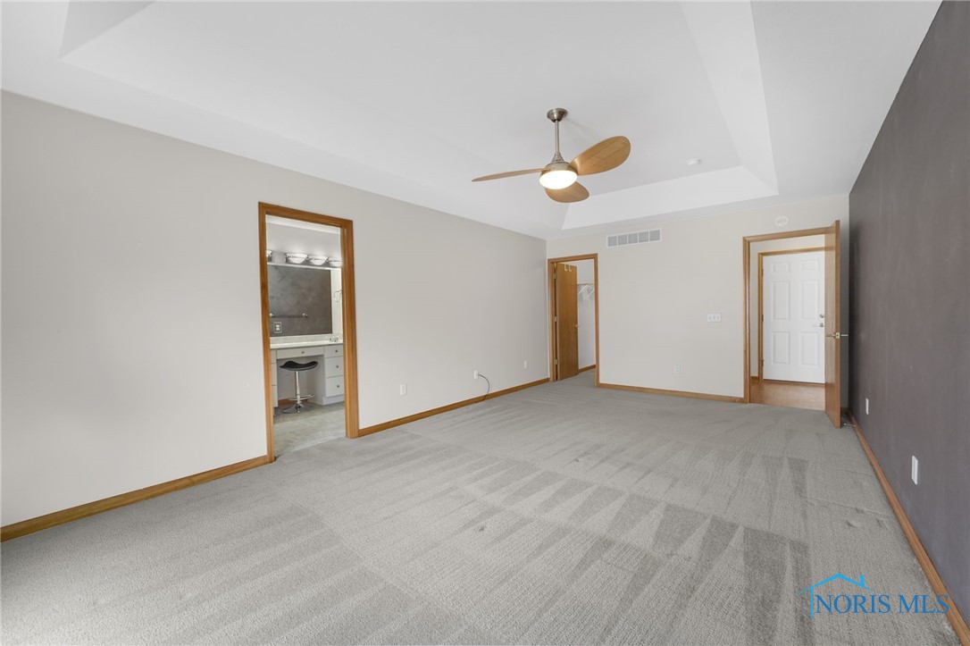 7654 Sylvan Oaks Way, Sylvania, Ohio image 15