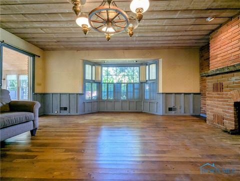 Tiny photo for 404 Walnut Street, Archbold, OH 43502 (MLS # 6135921)