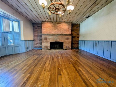 Tiny photo for 404 Walnut Street, Archbold, OH 43502 (MLS # 6135921)