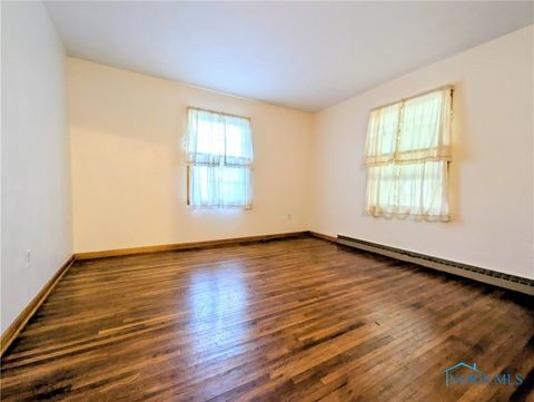Tiny photo for 404 Walnut Street, Archbold, OH 43502 (MLS # 6135921)