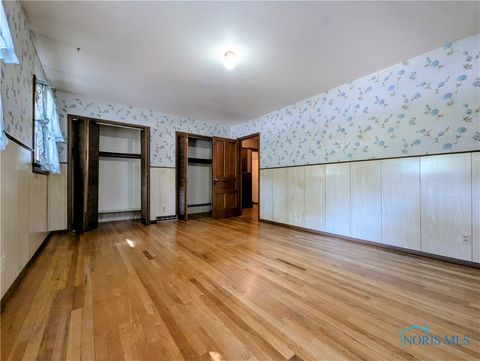 Tiny photo for 404 Walnut Street, Archbold, OH 43502 (MLS # 6135921)