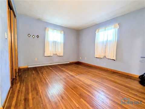 Tiny photo for 404 Walnut Street, Archbold, OH 43502 (MLS # 6135921)
