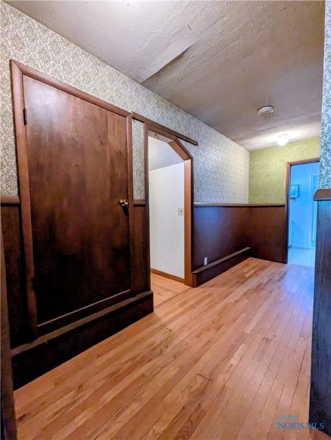 Tiny photo for 404 Walnut Street, Archbold, OH 43502 (MLS # 6135921)