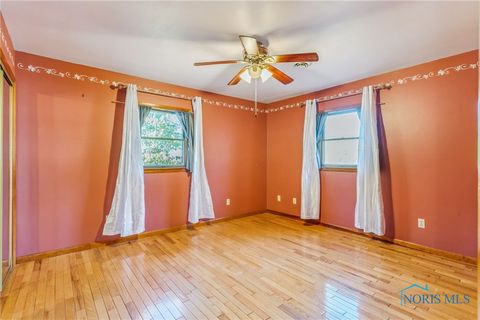 Tiny photo for 1010 Brenda Court, Findlay, OH 45840 (MLS # 6137019)