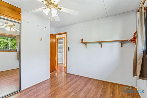 Tiny photo for 1010 Brenda Court, Findlay, OH 45840 (MLS # 6137019)