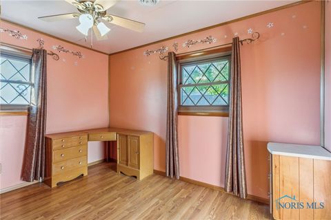 Tiny photo for 1010 Brenda Court, Findlay, OH 45840 (MLS # 6137019)