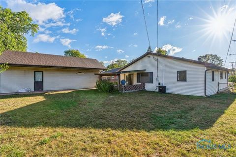 Tiny photo for 1010 Brenda Court, Findlay, OH 45840 (MLS # 6137019)