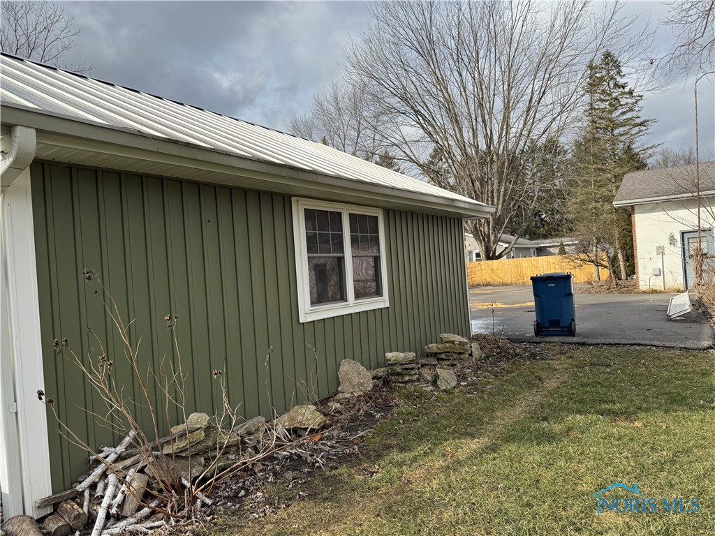 6937 Yawberg Road, Whitehouse, Ohio image 30