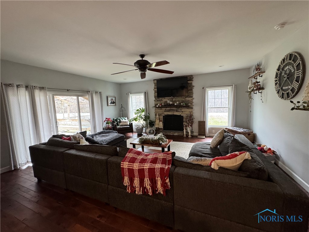 6937 Yawberg Road, Whitehouse, Ohio image 8