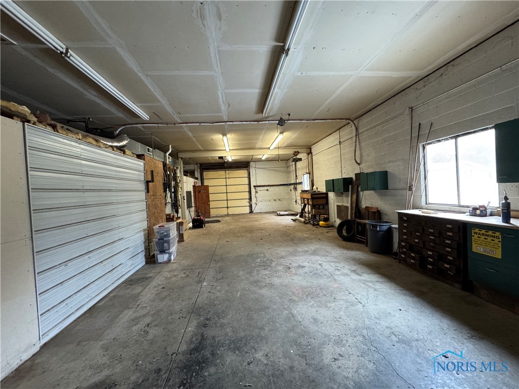 6937 Yawberg Road, Whitehouse, Ohio image 32