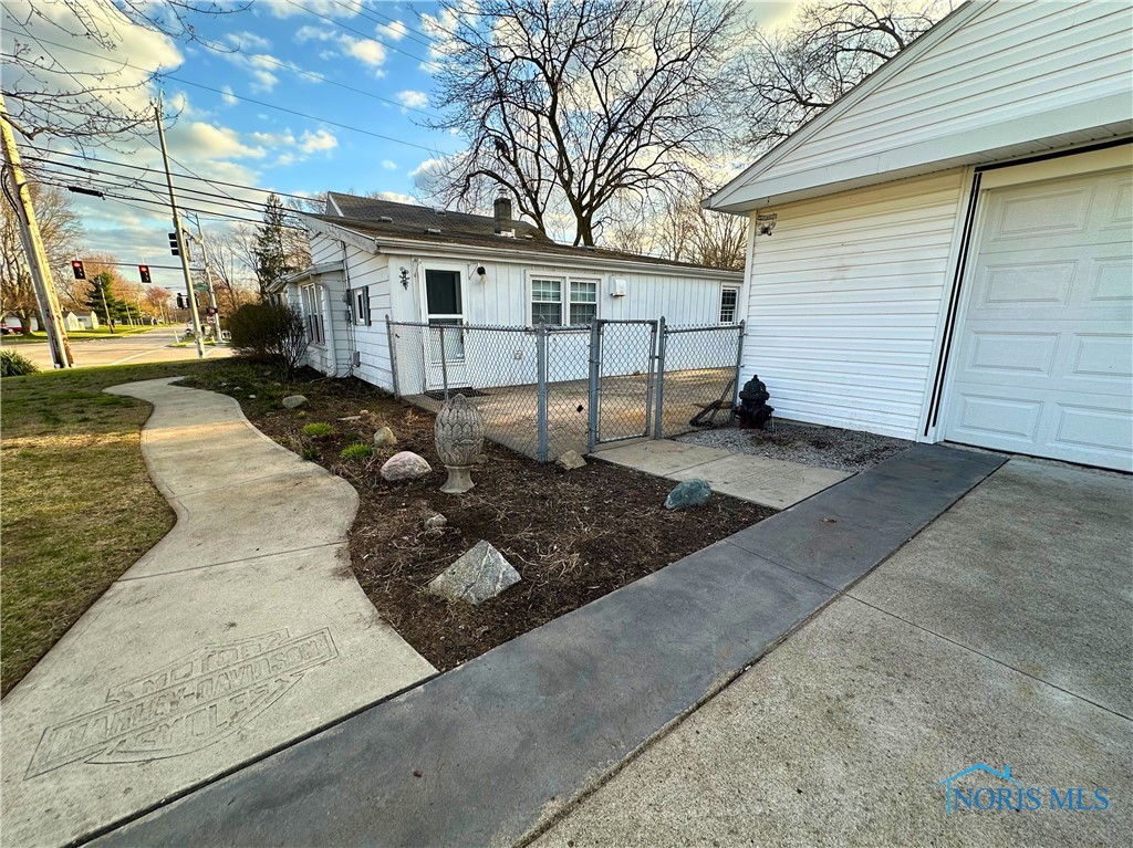 7212 Angola Road, Holland, Ohio image 17