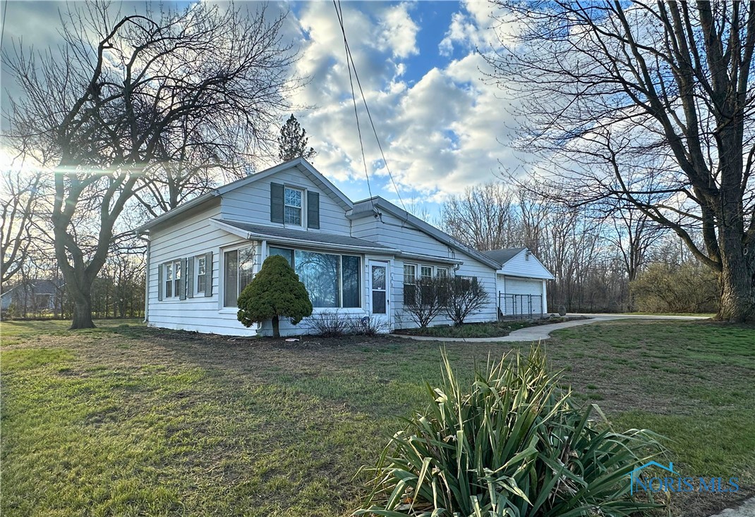 7212 Angola Road, Holland, Ohio image 1