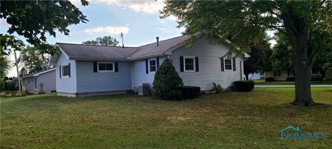 Tiny photo for 303 Eastwood Street, Wauseon, OH 43567 (MLS # 6136432)