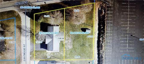 Tiny photo for 303 Eastwood Street, Wauseon, OH 43567 (MLS # 6136432)