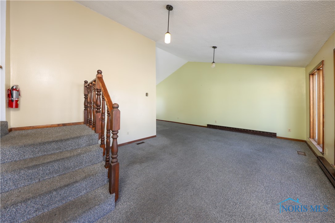 1137 Brookside Drive, Findlay, Ohio image 3