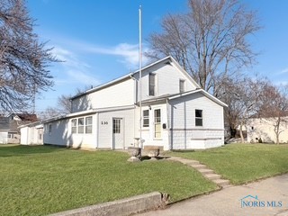 230 Hopkins Street, Defiance, Ohio image 1