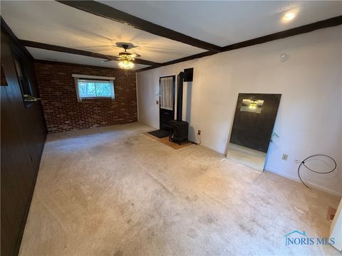 Tiny photo for 6111 Meteor Avenue, Toledo, OH 43623 (MLS # 6136777)