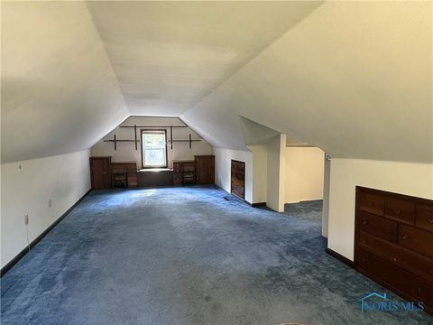 Tiny photo for 6111 Meteor Avenue, Toledo, OH 43623 (MLS # 6136777)