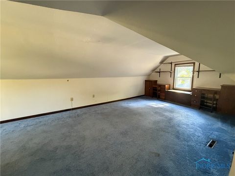 Tiny photo for 6111 Meteor Avenue, Toledo, OH 43623 (MLS # 6136777)
