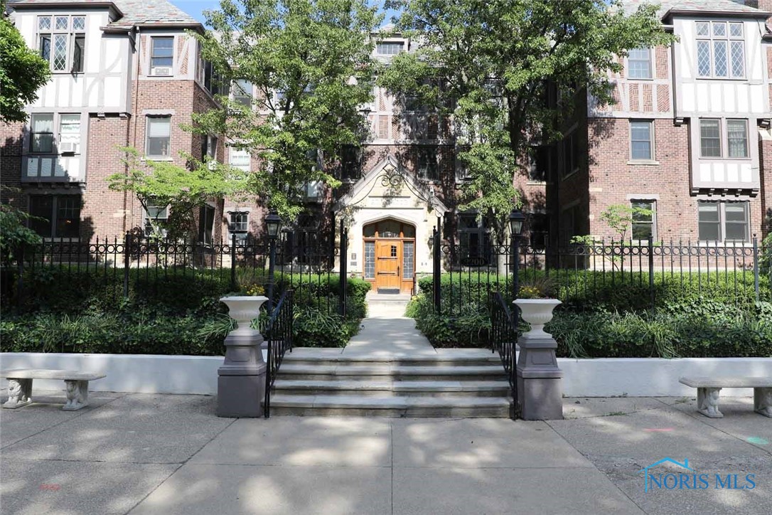 2200 Scottwood Avenue #311, Toledo, Ohio image 1