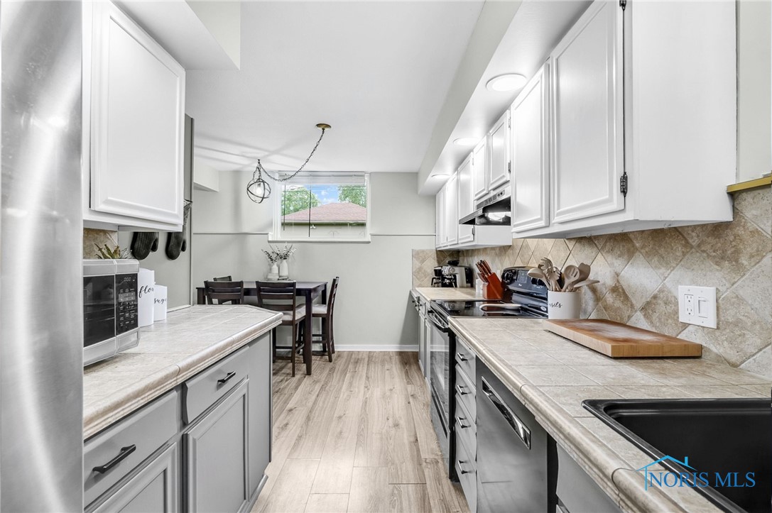 4254 Grantley Road, Toledo, Ohio image 10