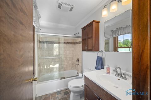 Tiny photo for 1310 Muirfield Drive, Findlay, OH 45840 (MLS # 6136894)