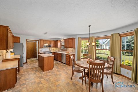 Tiny photo for 1310 Muirfield Drive, Findlay, OH 45840 (MLS # 6136894)