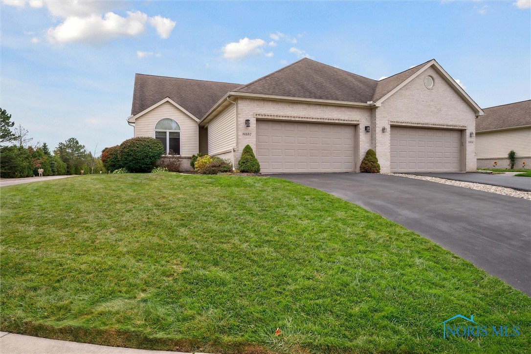 8357 Meghan Drive, Sylvania, Ohio image 1