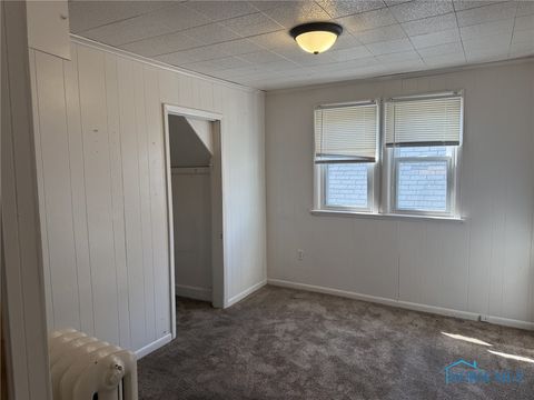 Tiny photo for 765 Redwood Avenue, Toledo, OH 43609 (MLS # 6136412)