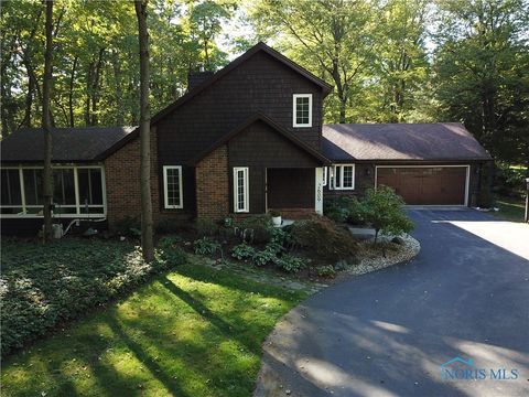 Photo of 2609 Gradwohl Road, Toledo, OH 43617 (MLS # 6136526)