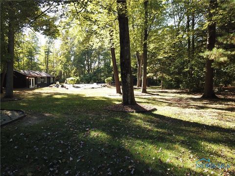 Tiny photo for 2609 Gradwohl Road, Toledo, OH 43617 (MLS # 6136526)