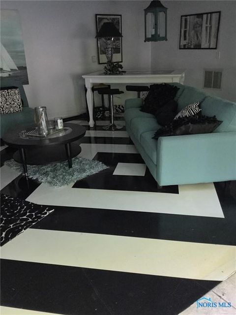 Tiny photo for 2609 Gradwohl Road, Toledo, OH 43617 (MLS # 6136526)