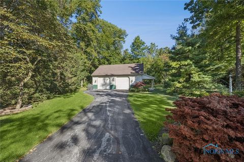 Tiny photo for 19383 Courtland Avenue, Elmore, OH 43616 (MLS # 6136490)