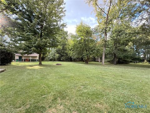 Tiny photo for 19383 Courtland Avenue, Elmore, OH 43616 (MLS # 6136490)