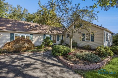 Tiny photo for 19383 Courtland Avenue, Elmore, OH 43616 (MLS # 6136490)