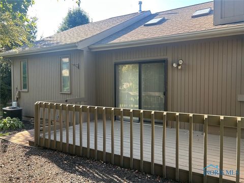 Tiny photo for 23 Meadowpond Drive, Perrysburg, OH 43551 (MLS # 6136811)