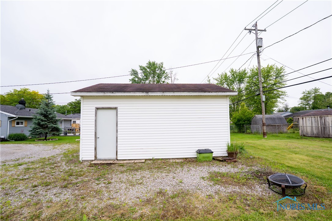 1618 S Clinton Street, Defiance, Ohio image 13