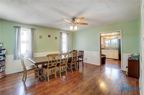 Tiny photo for 406 N Main Street, Continental, OH 45831 (MLS # 6137000)
