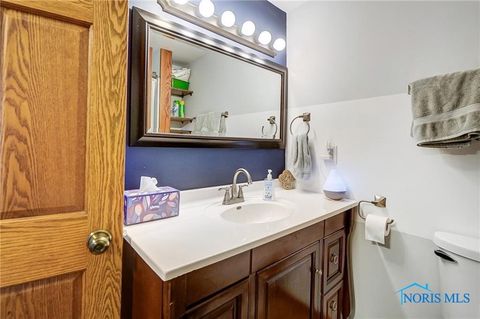 Tiny photo for 406 N Main Street, Continental, OH 45831 (MLS # 6137000)