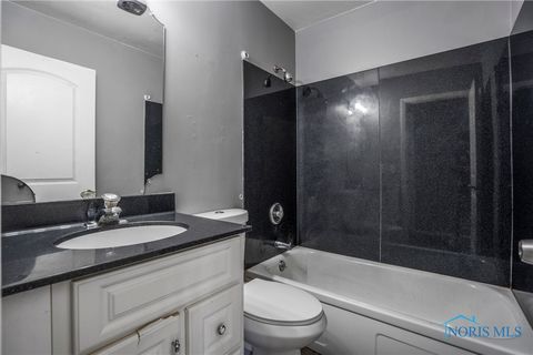 Tiny photo for 104 Chorus Lane, Toledo, OH 43615 (MLS # 6136769)