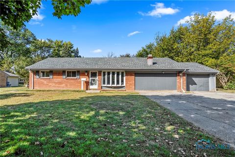 Photo of 104 Chorus Lane, Toledo, OH 43615 (MLS # 6136769)