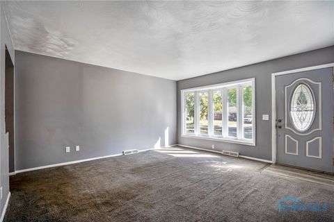 Tiny photo for 104 Chorus Lane, Toledo, OH 43615 (MLS # 6136769)