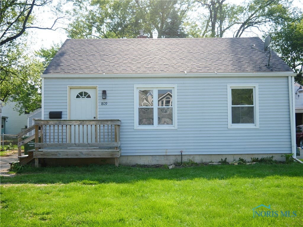 809 Wall Street, Maumee, Ohio image 1